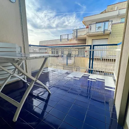 Apartman Con Piscina E Parco *